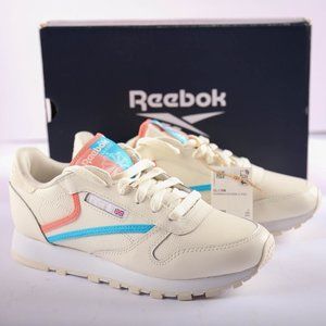 Reebok Classic Leather Course A Pied Sneakers NWT 6